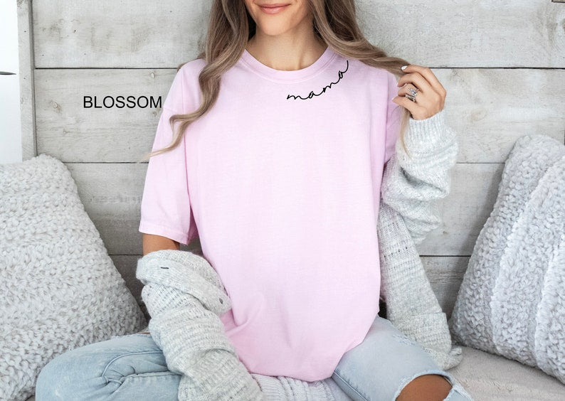 Comfort Colors® Mama Shirt, Mommy Collar T-shirt, Minimalist Mama Tees, Mother's Day Gift, Mama Neckline Shirt, Cool Mama Outfit, Mom Gift