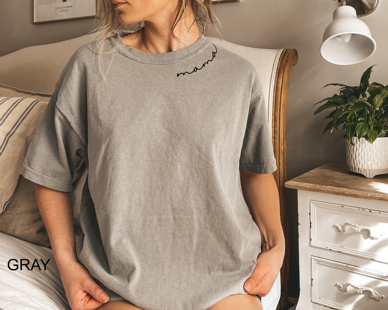 Comfort Colors® Mama Shirt, Mommy Collar T-shirt, Minimalist Mama Tees, Mother's Day Gift, Mama Neckline Shirt, Cool Mama Outfit, Mom Gift