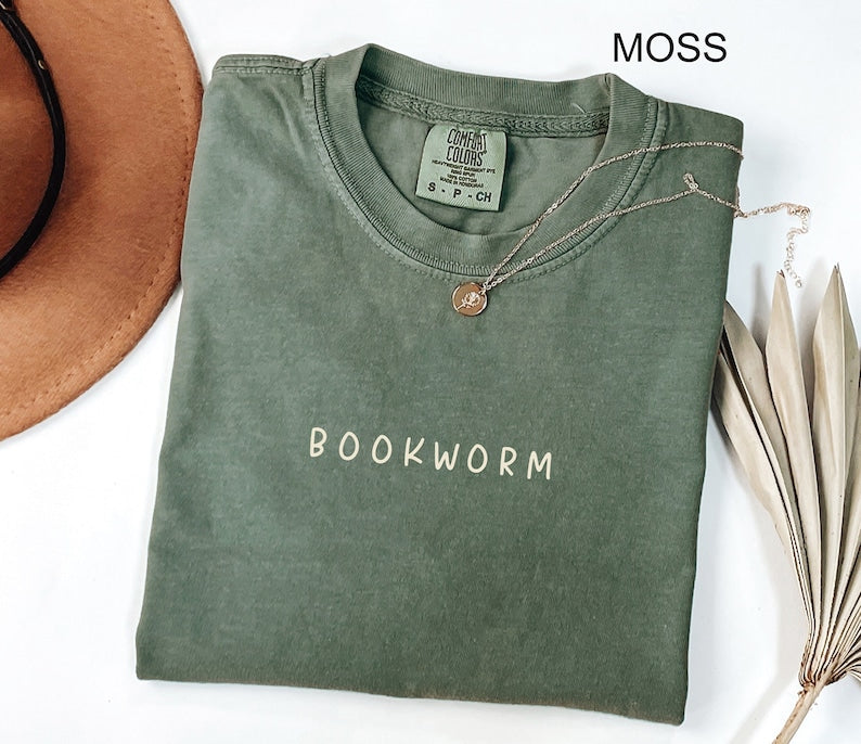 Comfort Colors® Bookworm Shirt, Book Lover T-shirt, Bookish Outfit, Book Club Clothing, Bookworm Tee, Reading Teacher Tshirt, Librarian Gift